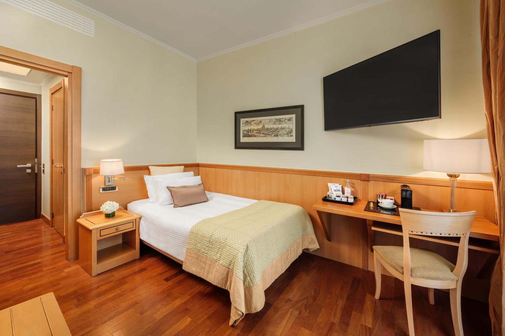 Hotel Dei Cavalieri Milano Duomo Room photo